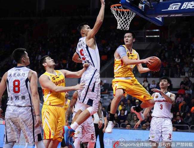 蘇媒:球場(chǎng)文化同曦應(yīng)學(xué)廣東 要培養(yǎng)死忠球迷洗滌設(shè)備